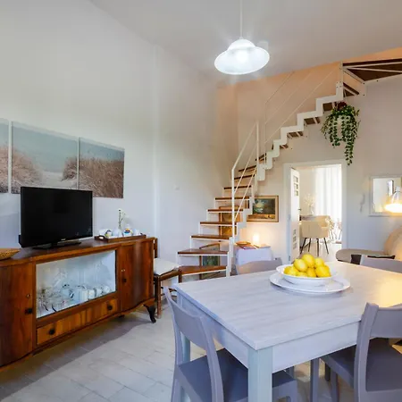 Apartamento Guesthost - Marico With Parking Campi Salentina